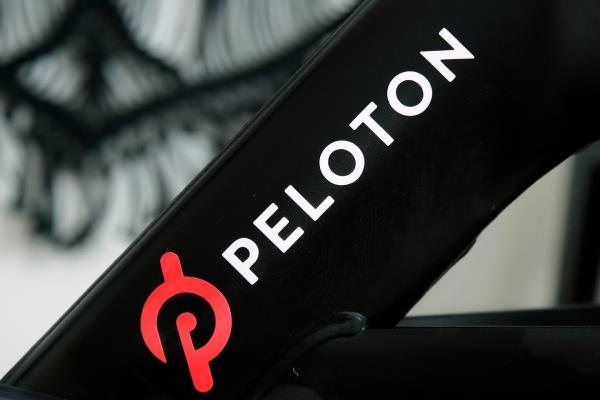 Peloton召回了220万辆自行车，理由是存在座椅伤害风险