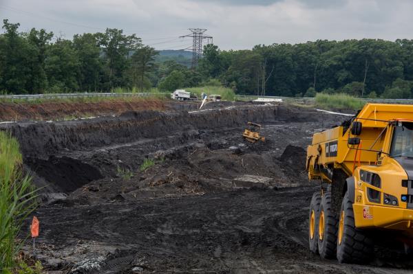 有毒煤灰填埋场面临环保署更严格的监管