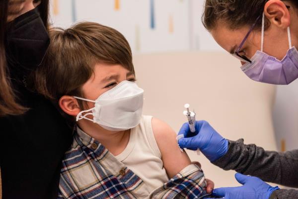 关于儿童秋季流感，covid和RSV疫苗需要知道什么